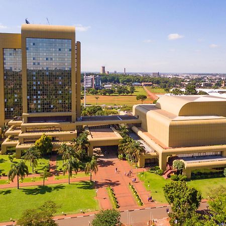 Rainbow Towers Hotel & Conference Centre Harare Exteriör bild