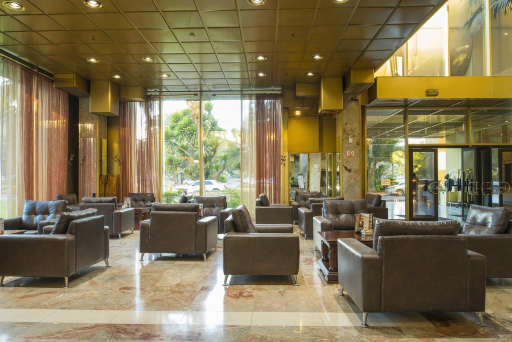 Rainbow Towers Hotel & Conference Centre Harare Exteriör bild